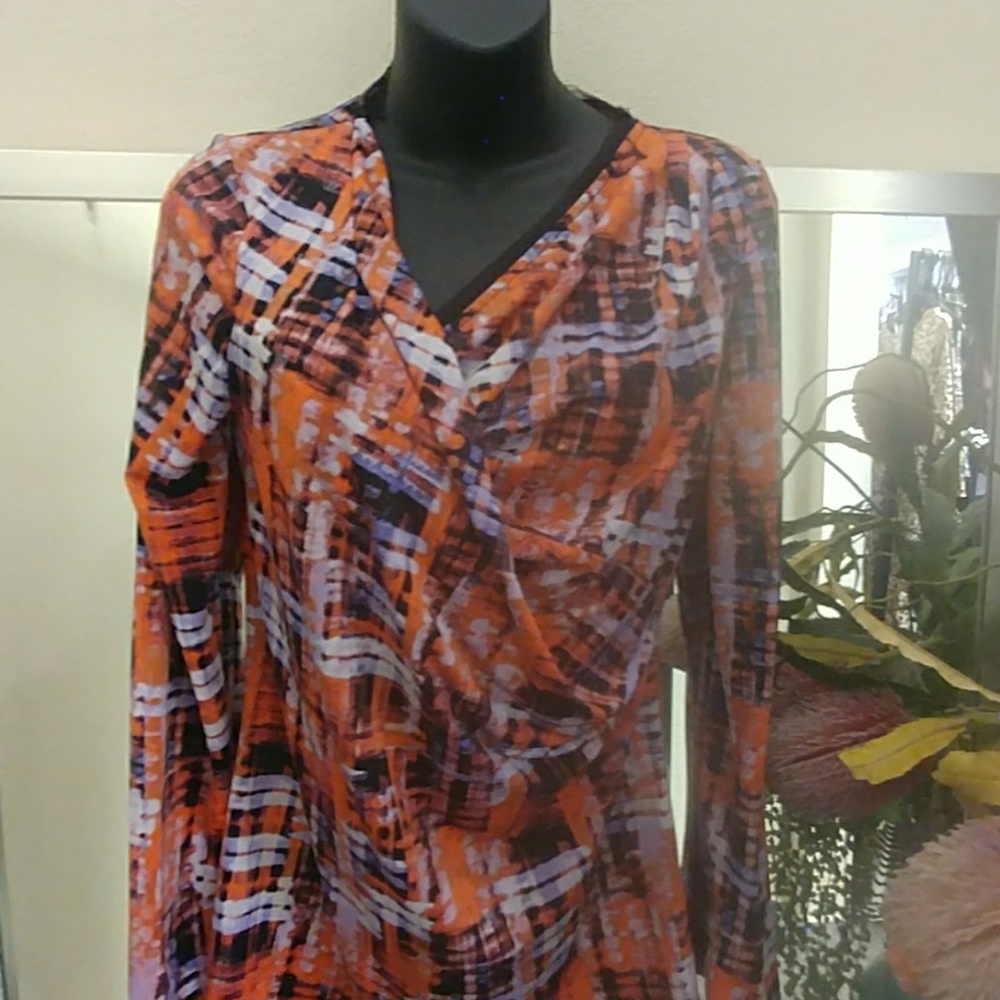 Simply Vera Vera Wang L/S Abstract Plaid Top